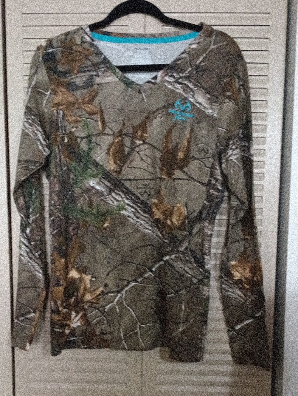 Realtree Womens Long-Sleeve V-Neck Camo Top with Teal Logo